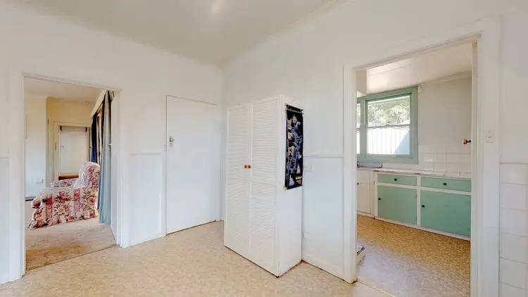 Sixth view of Homely house listing, 1 Hill Court, Traralgon VIC 3844