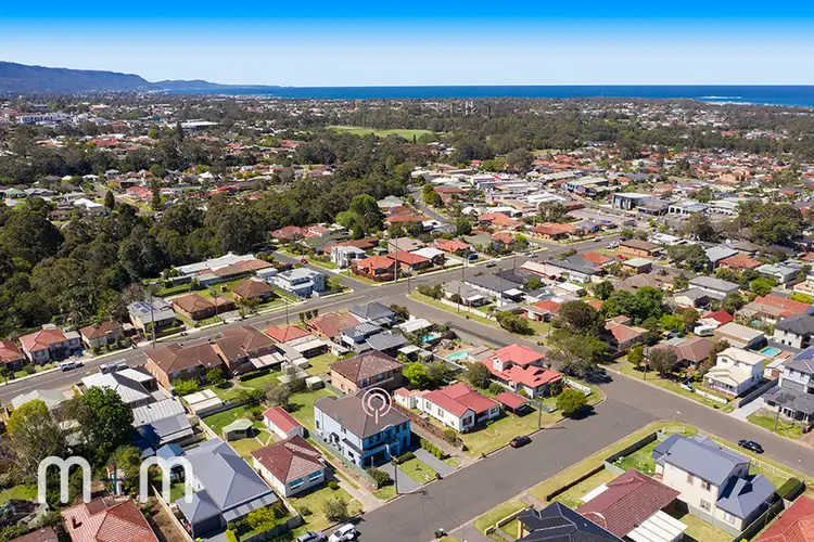 Second view of Homely house listing, 8 Wallace Road, Fernhill NSW 2519
