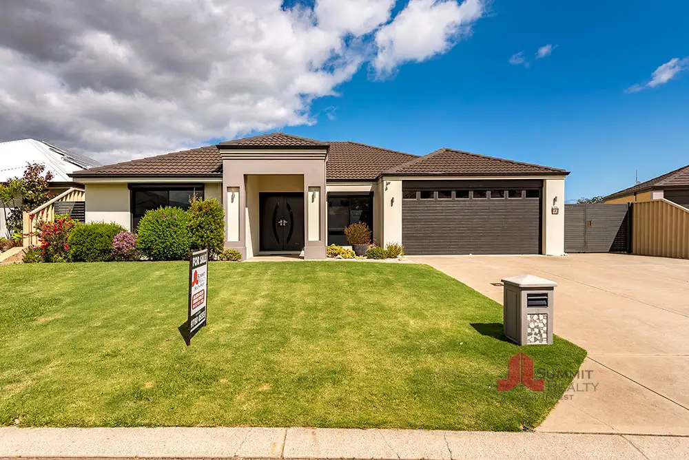 Main view of Homely house listing, 4 Apsley Circle, Millbridge WA 6232