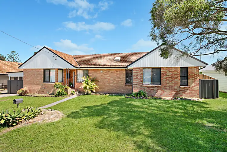 Main view of Homely house listing, 4 Fraser Street, Jesmond NSW 2299