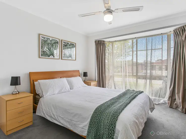 Fifth view of Homely house listing, 7 Ironbark Close, Hampton Park VIC 3976