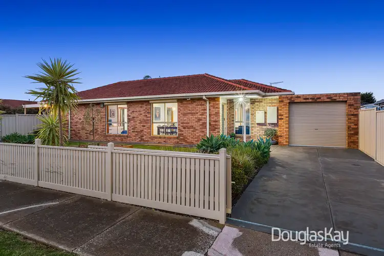 1/102 Willys Avenue, Keilor Downs VIC 3038