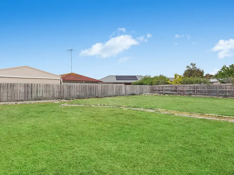 Sixth view of Homely house listing, 2 Wesona Place, Grovedale VIC 3216