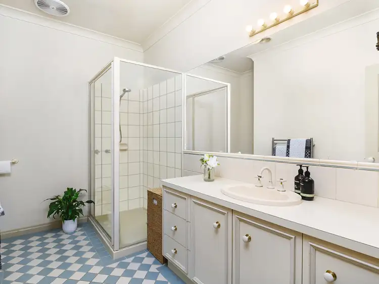 Sixth view of Homely house listing, 1 Merrick Court, Highton VIC 3216
