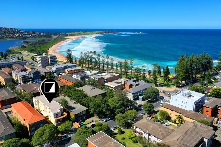Second view of Homely apartment listing, 8/106 Oaks Avenue, Dee Why NSW 2099