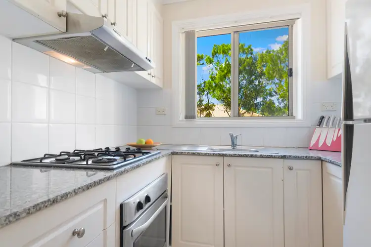 Fifth view of Homely apartment listing, 8/106 Oaks Avenue, Dee Why NSW 2099