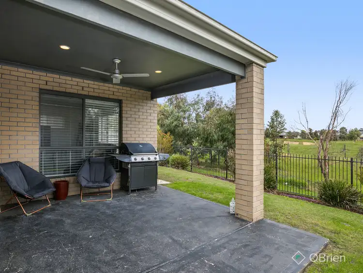 Fifth view of Homely house listing, 8 Wodalla Circuit, Sandhurst VIC 3977