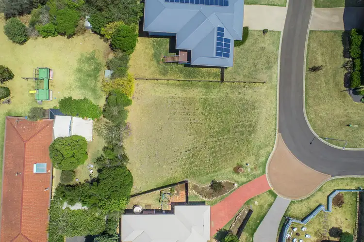 14 Dodson Crescent, Mount Kynoch QLD 4350