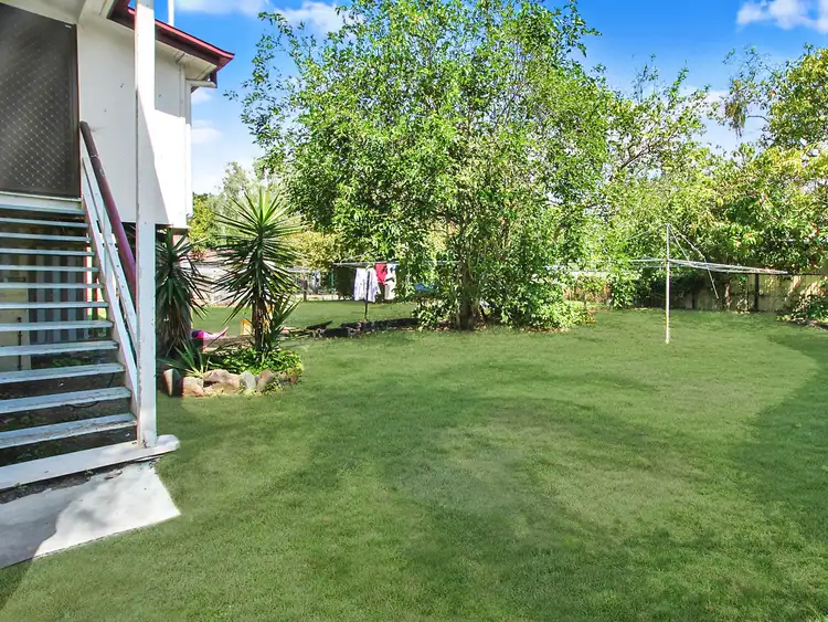 Sixth view of Homely semi-detached listing, 200 Elphinstone Street, Berserker QLD 4701