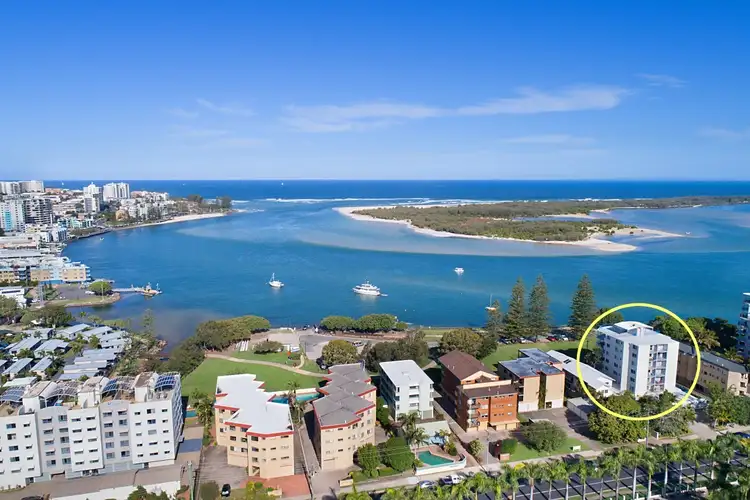 2/27 Landsborough Parade, Golden Beach QLD 4551