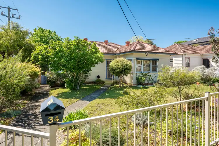 34 Girraween Avenue, Como NSW 2226