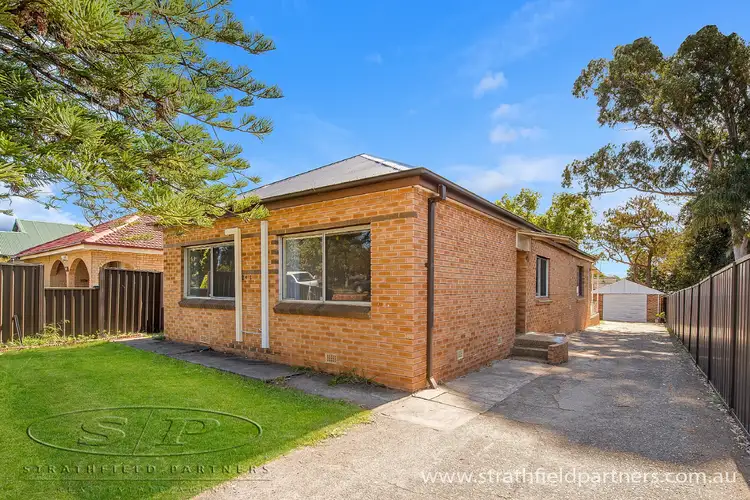 242 Blaxcell Street, Granville NSW 2142