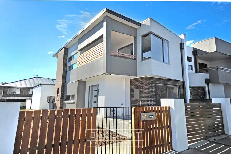 8 Catalina Court