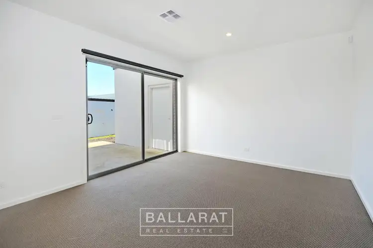 Sixth view of Homely house listing, 8 Catalina Court, Ballarat East VIC 3350