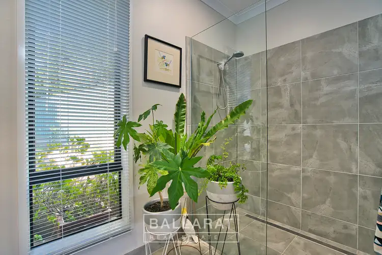 Fifth view of Homely house listing, 6 Moneill Close, Brown Hill VIC 3350