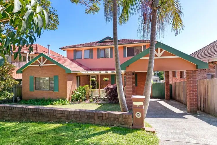 Fourth view of Homely house listing, 10 Amourin Street, North Manly NSW 2100