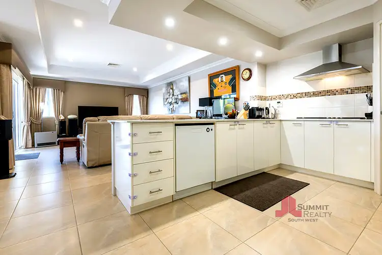 Sixth view of Homely house listing, 2 Grove Lane, Australind WA 6233