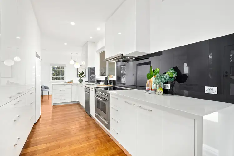 Fifth view of Homely house listing, 17 Paradise Avenue, Mount Pleasant NSW 2519