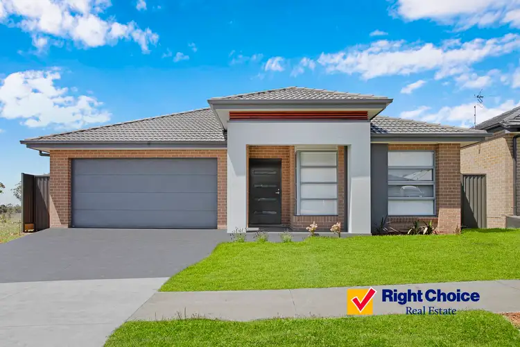 3 Wildflower Crescent, Calderwood NSW 2527