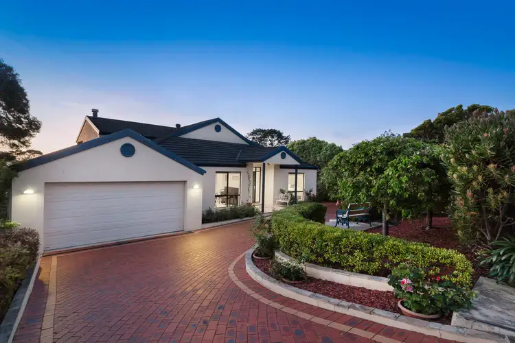 27 Tourello Road, Mount Eliza VIC 3930
