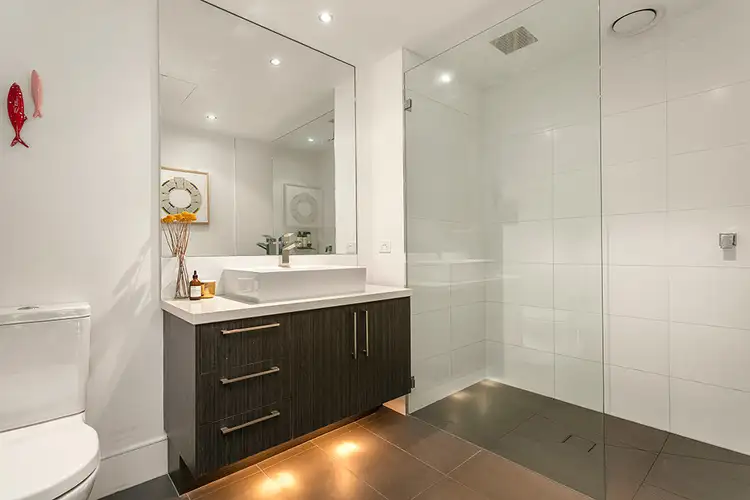 Sixth view of Homely apartment listing, 17 Little Cobden Street, North Melbourne VIC 3051