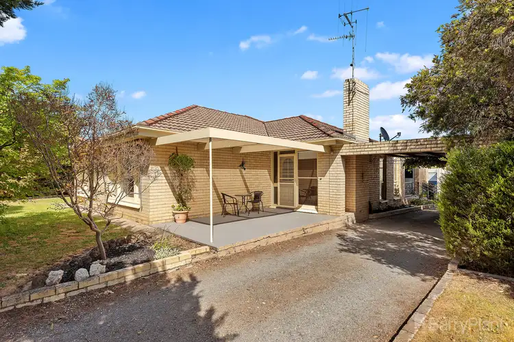 18 Somerville Street, Flora Hill VIC 3550