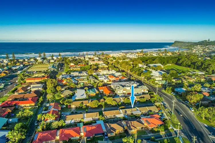Main view of Homely unit listing, 2/30 Byron Street, Lennox Head NSW 2478