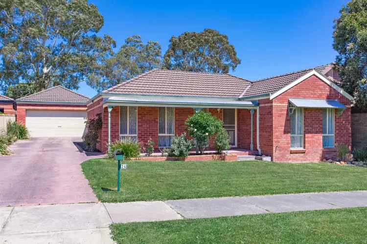 24 Club Crescent, Invermay Park VIC 3350