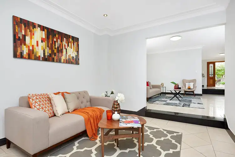 24 Narani Crescent, Earlwood NSW 2206