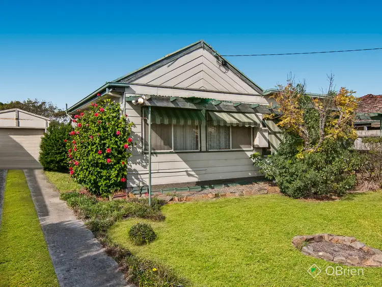 11 Kelvin Avenue, Seaford VIC 3198