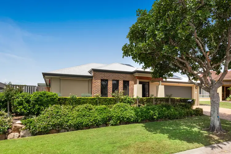 10 Pickering Place, Upper Kedron QLD 4055