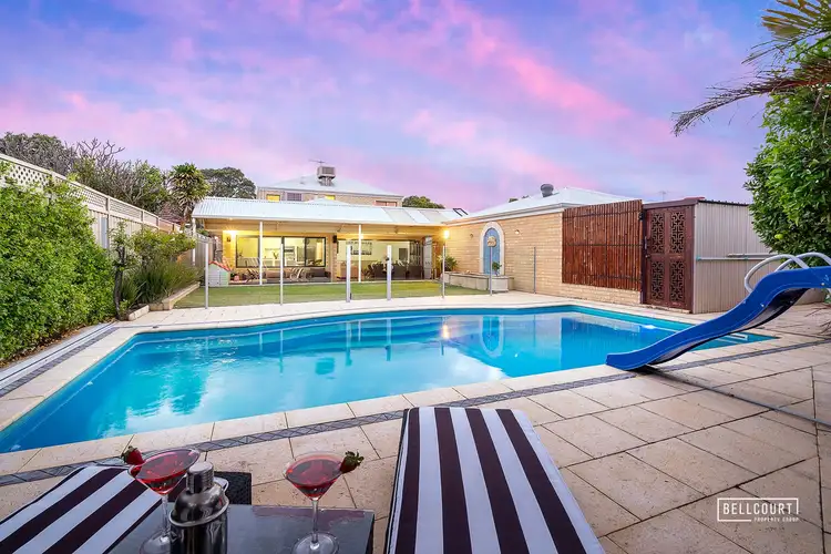 16 Bickley Crescent, Manning WA 6152