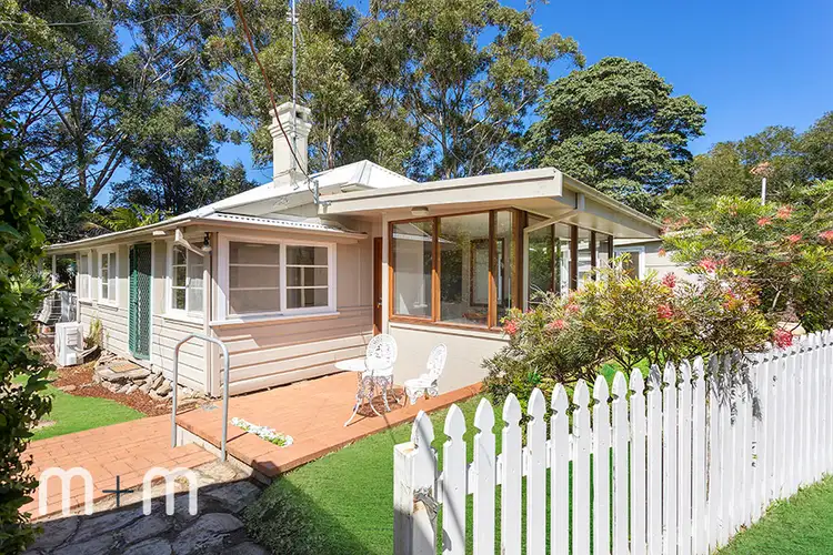 37 The Grove, Austinmer NSW 2515