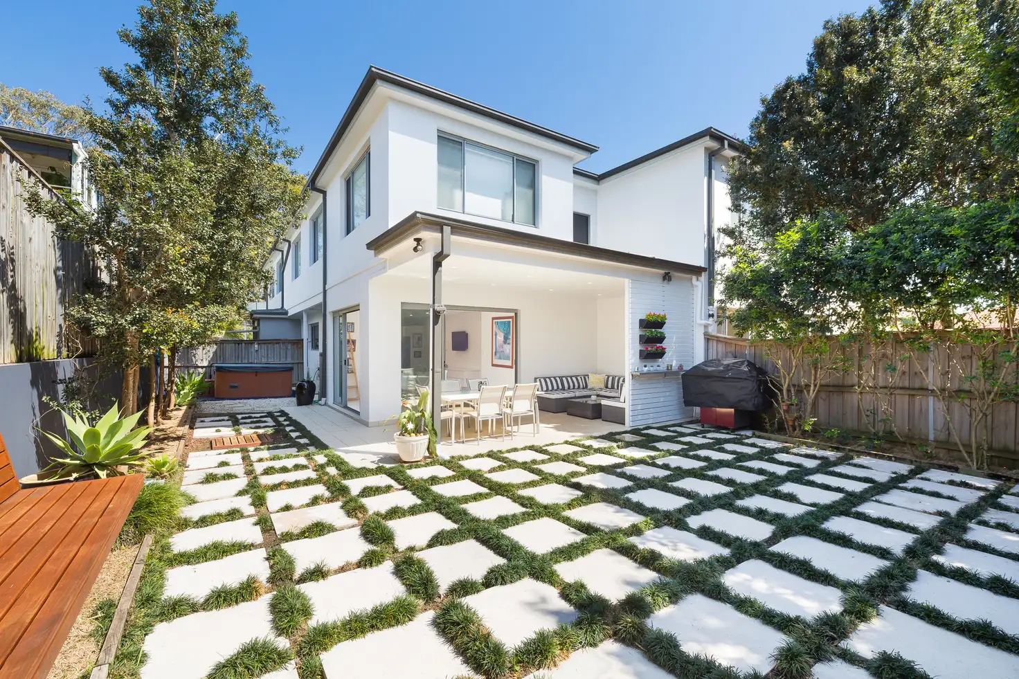 Main view of Homely townhouse listing, 2/2-4 Kurnell Road, Cronulla NSW 2230