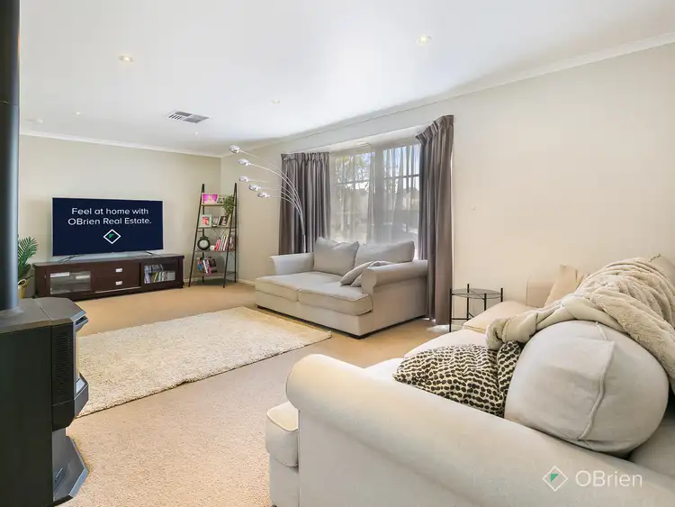 Fifth view of Homely house listing, 11 Athenium Court, Carrum Downs VIC 3201