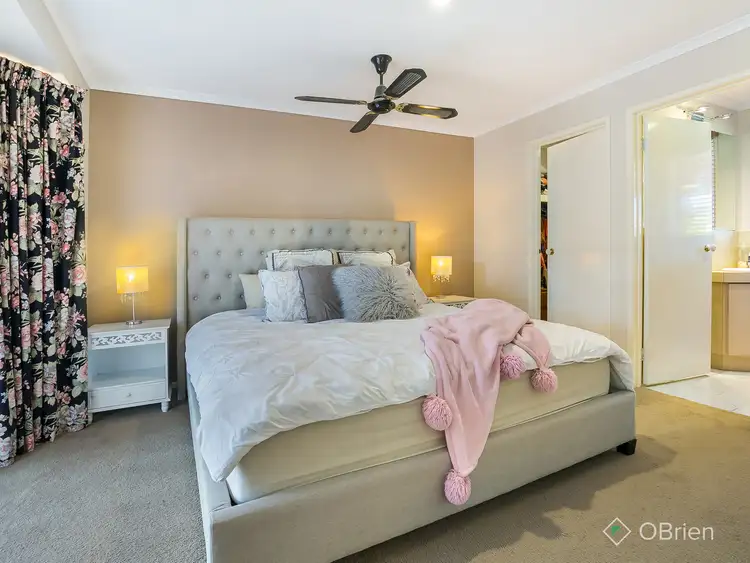 Sixth view of Homely house listing, 11 Athenium Court, Carrum Downs VIC 3201