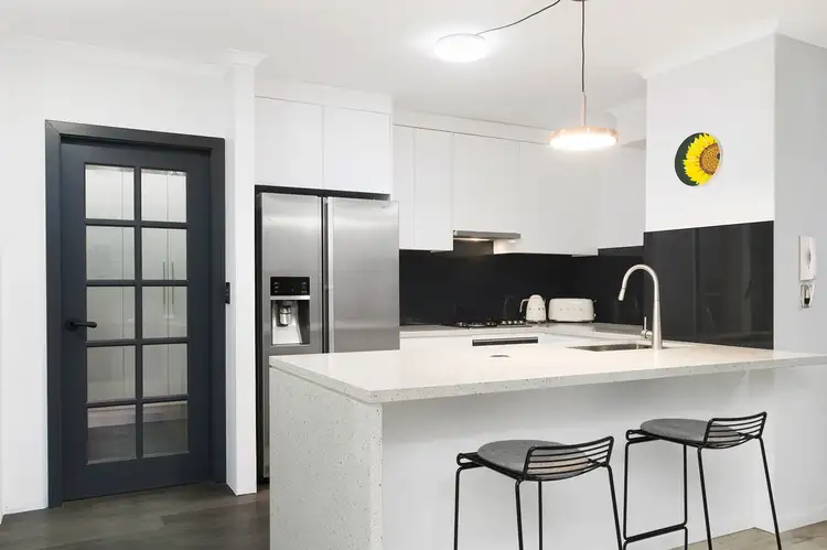 76/107-115 Pacific Highway, Hornsby NSW 2077