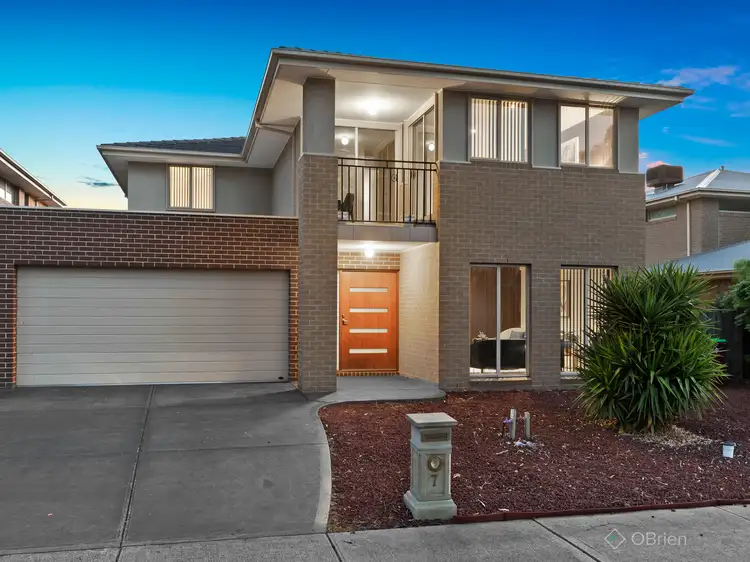 7 Sierra Boulevard, Cranbourne North VIC 3977