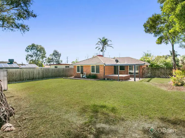 Sixth view of Homely house listing, 4 Juliana Drive, Carrum Downs VIC 3201
