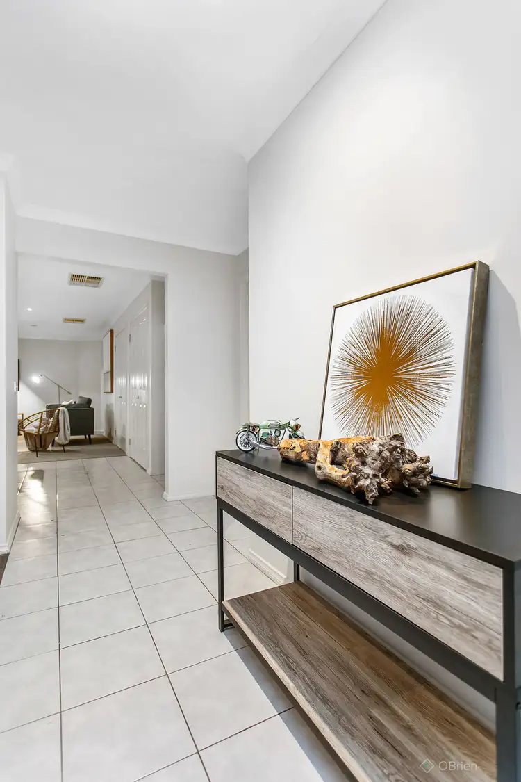Second view of Homely house listing, 3 Parkvista Place, Berwick VIC 3806