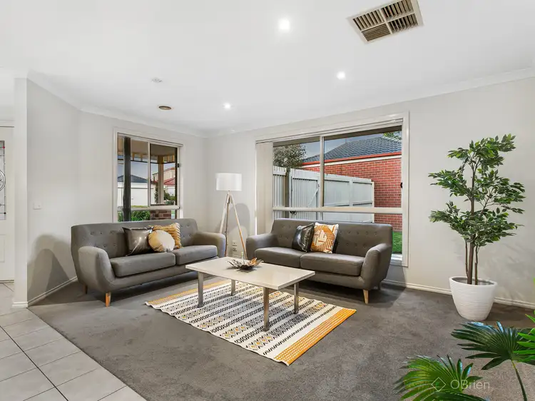 Third view of Homely house listing, 3 Parkvista Place, Berwick VIC 3806