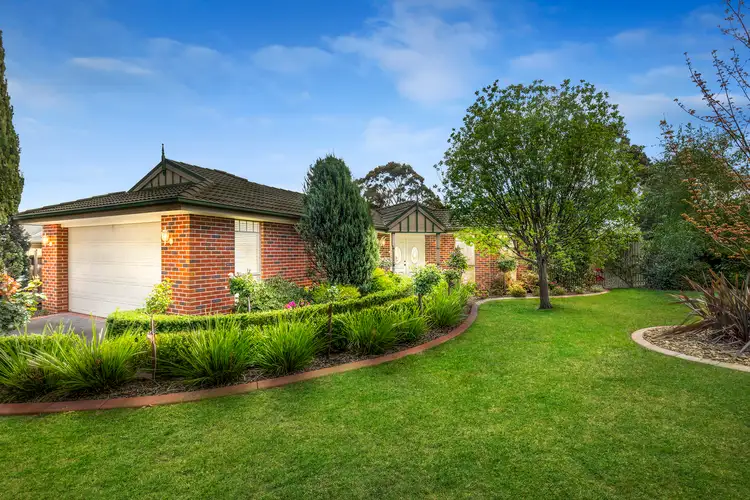 10 Kathleen Crescent, Mornington VIC 3931
