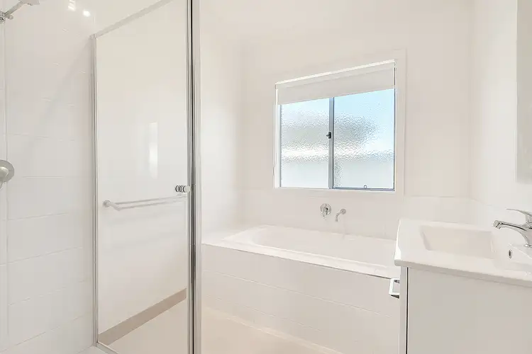 Sixth view of Homely house listing, 5 Iron Bridge Road, Craigieburn VIC 3064