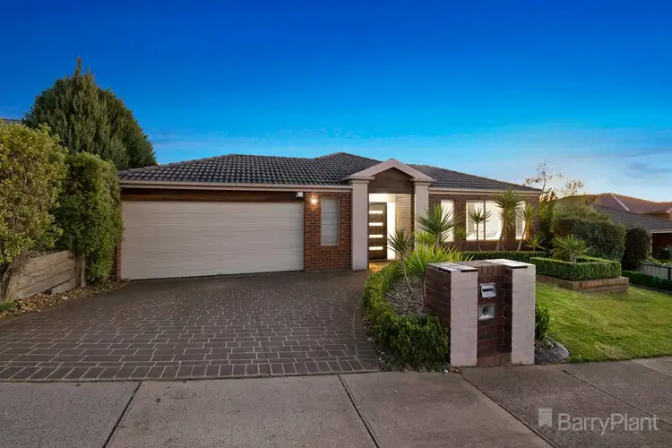 97 Montbrae Circuit, Narre Warren North VIC 3804