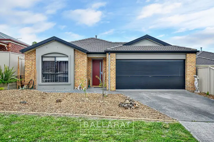 Main view of Homely house listing, 16 Belmar Crescent, Canadian VIC 3350