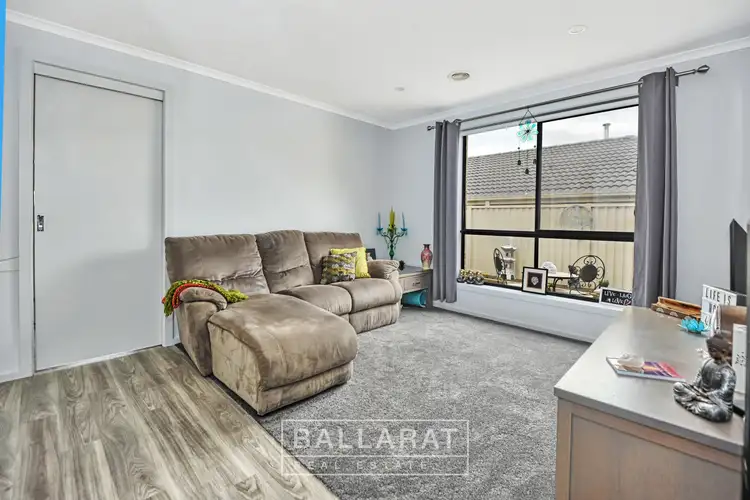 Second view of Homely house listing, 16 Belmar Crescent, Canadian VIC 3350