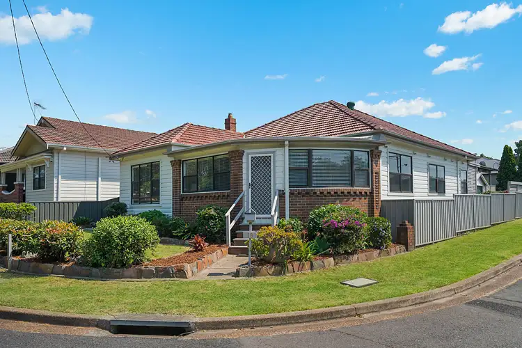 19 Agnes Street, Mayfield NSW 2304