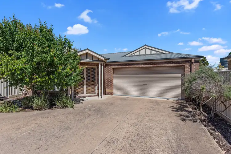 18B Elizabeth Street, Kangaroo Flat VIC 3555