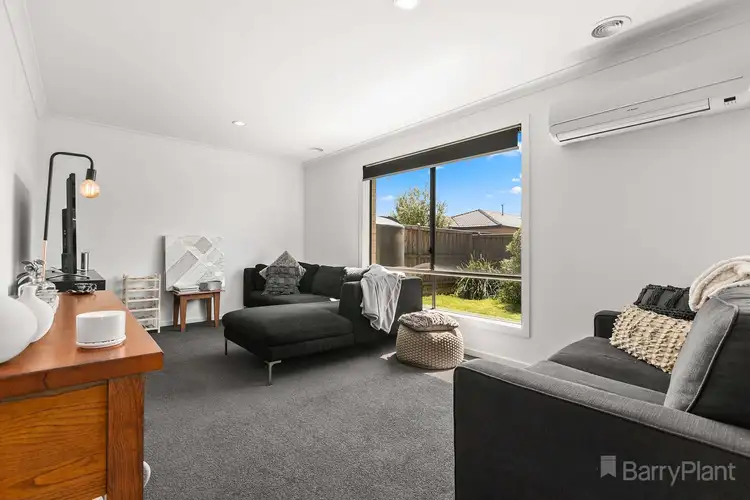 Fifth view of Homely house listing, 17 Leveret Way, Narre Warren South VIC 3805
