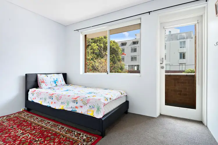 Fifth view of Homely apartment listing, 1/9 Sturdee Parade, Dee Why NSW 2099